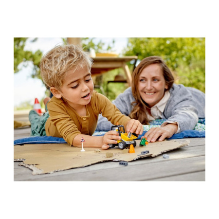 Конструктор Lego 60284 City Автомобиль для дорожных работ