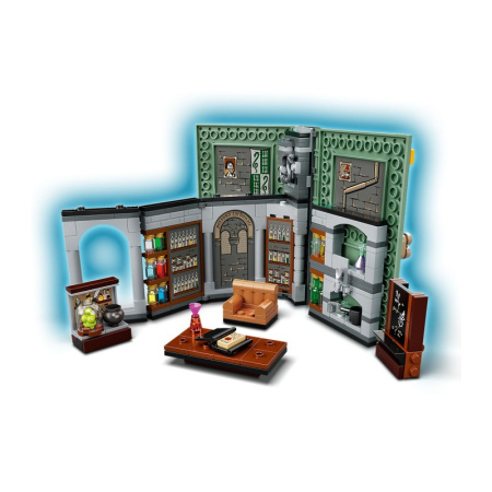 Конструктор Lego 76383 Harry Potter Учёба в Хогвартсе: Урок зельеварения