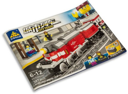 Конструктор KAZI 98240 Красный пассажирский поезд