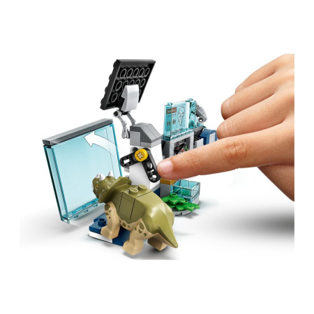 Конструктор Lego 75939 Jurassic World Побег детенышей динозавра