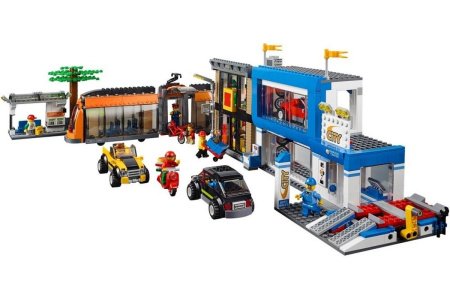 Конструктор Lepin 02038 Городская площадь