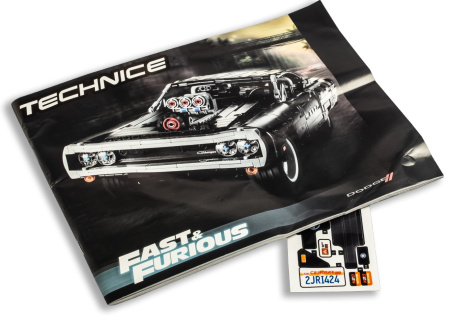 Конструктор 19018 "Dodge Charger Доминика Торетто"