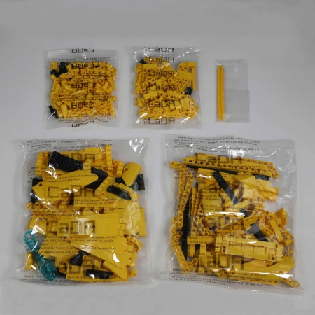 Конструктор CaDa D011-001 Lamborghini (Набор деталей жёлтого цвета)