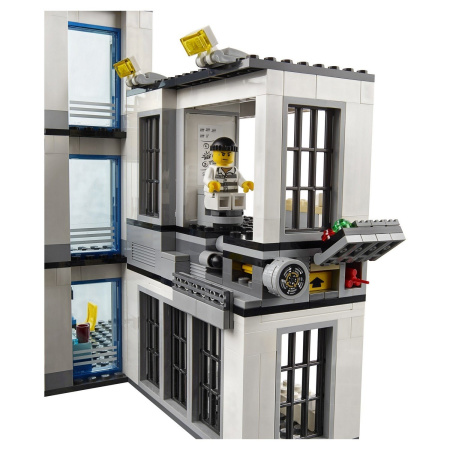 Конструктор Lepin 02020 Новый Полицейский Участок