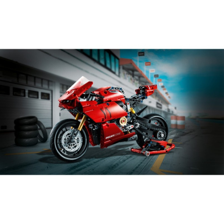 Конструктор Lego 42107 Мотоцикл Ducati Panigale V4 R