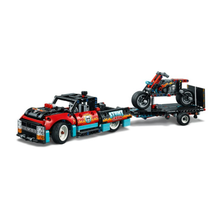 Конструктор Lego 42106 Technic Шоу трюков на грузовиках и мотоциклах