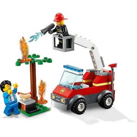 Конструктор Lari 11211 Сити "Пожар на пикнике"