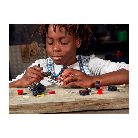 Конструктор Lego 42116 Technic Фронтальный погрузчик