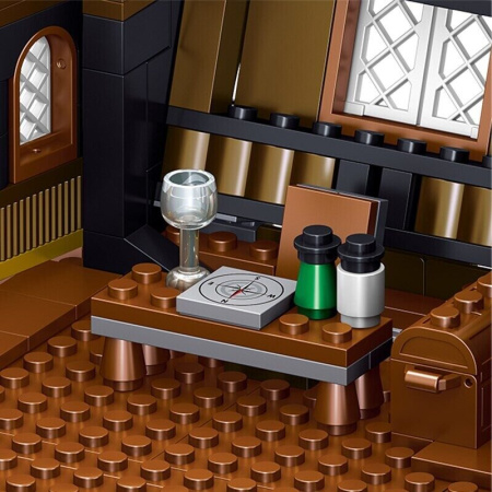 Конструктор 982005 - Корабль Черный ястреб