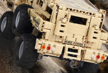 Конструктор Mould King 13131 Бронетранспортер Marauder