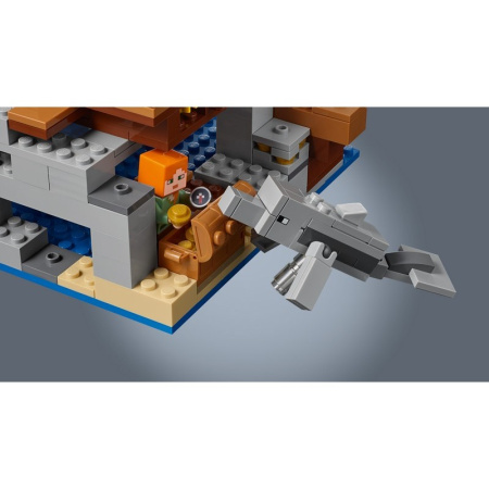 Конструктор Lego 21152 Приключения на пиратском корабле