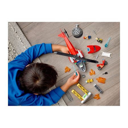 Конструктор Lego 60281 City Fire Спасательный пожарный вертолет