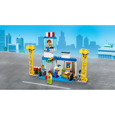 Конструктор Lego 60261 City Городской аэропорт
