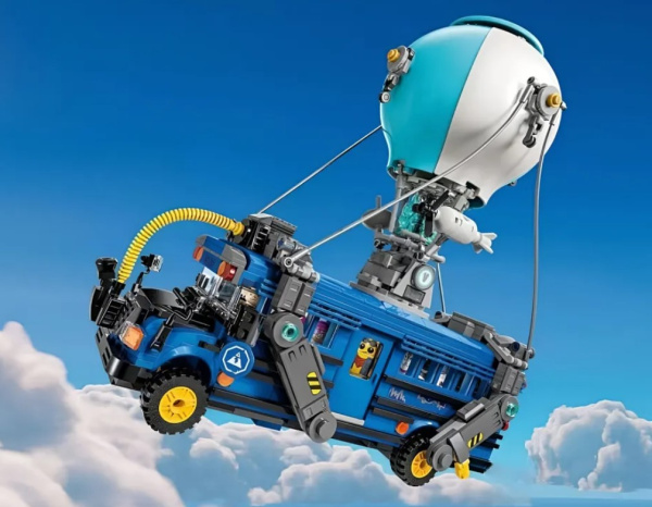 Конструктор 3037 Боевой автобус Фортнайт