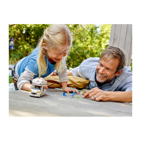 Конструктор Lego 60283 Отпуск в доме на колесах