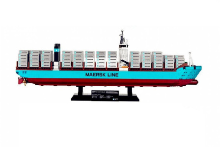Конструктор Lepin 22002 Контейнеровоз Maersk