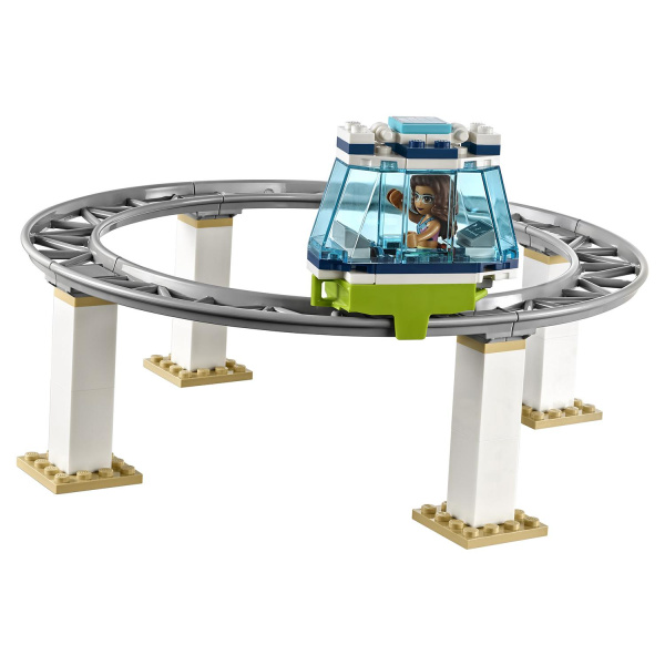 Конструктор Queen 81068 Курорт Хартлейк Сити