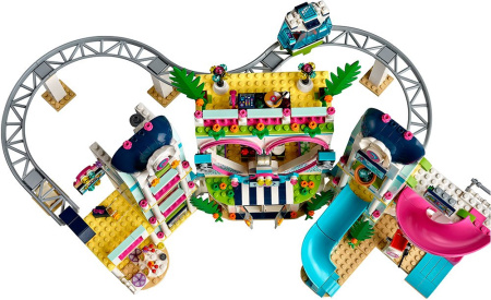 Конструктор Queen 81068 Курорт Хартлейк Сити
