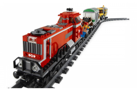 Конструктор Lepin 02039 Красный грузовой поезд