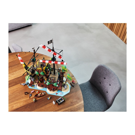 LEGO 21322 Пираты Залива Барракуды
